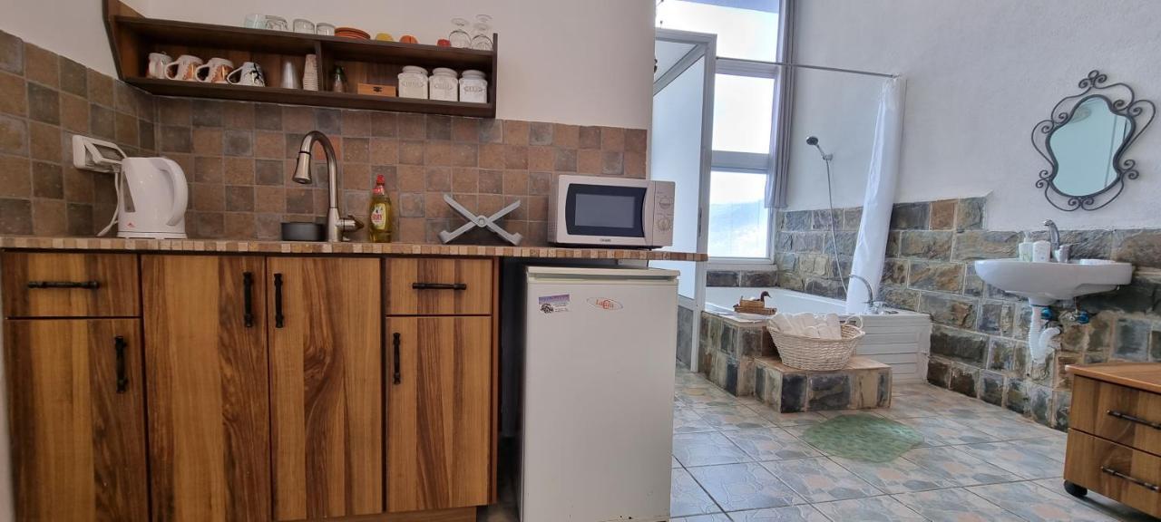 Bed and Breakfast Sanabl Druze Hospitality Ein Kinya Exterior foto