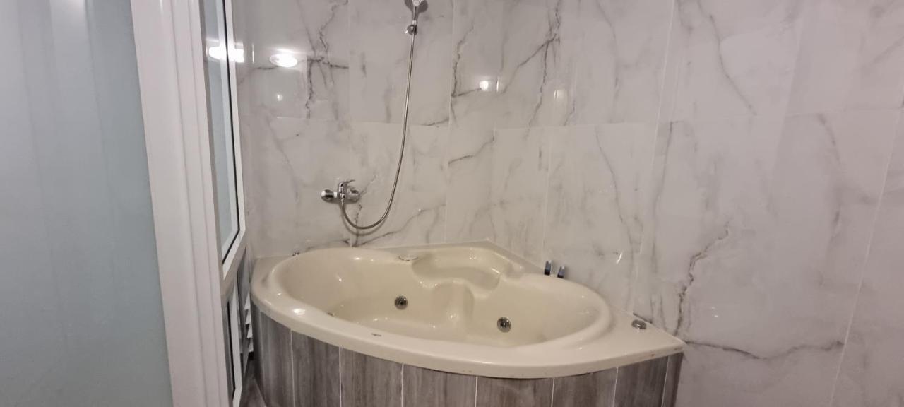 Bed and Breakfast Sanabl Druze Hospitality Ein Kinya Exterior foto