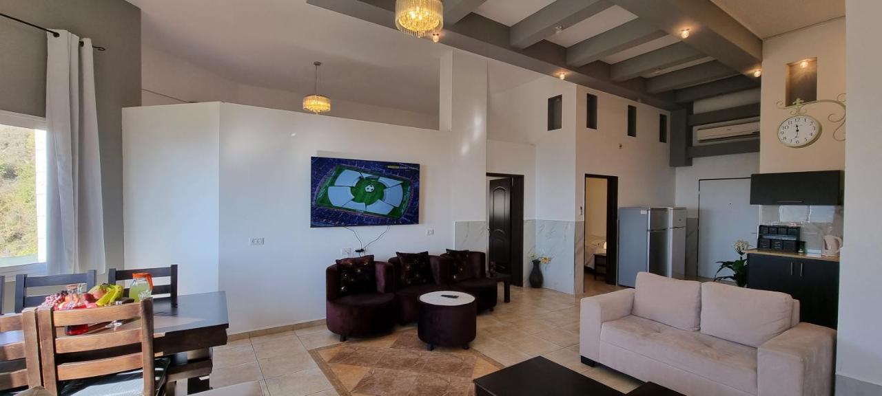 Bed and Breakfast Sanabl Druze Hospitality Ein Kinya Exterior foto