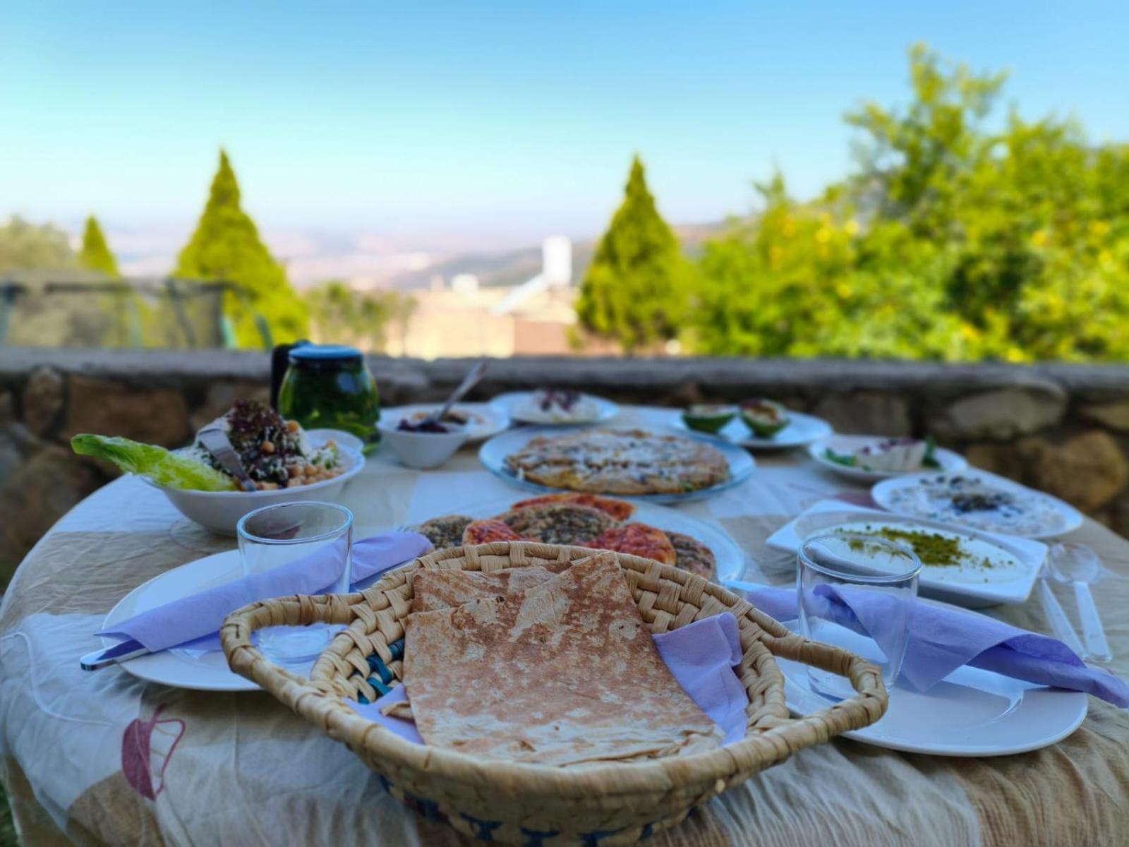 Bed and Breakfast Sanabl Druze Hospitality Ein Kinya Exterior foto